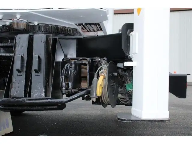いすゞ エルフ 小型 高所・建柱車 建柱車 の中古トラック画像16
