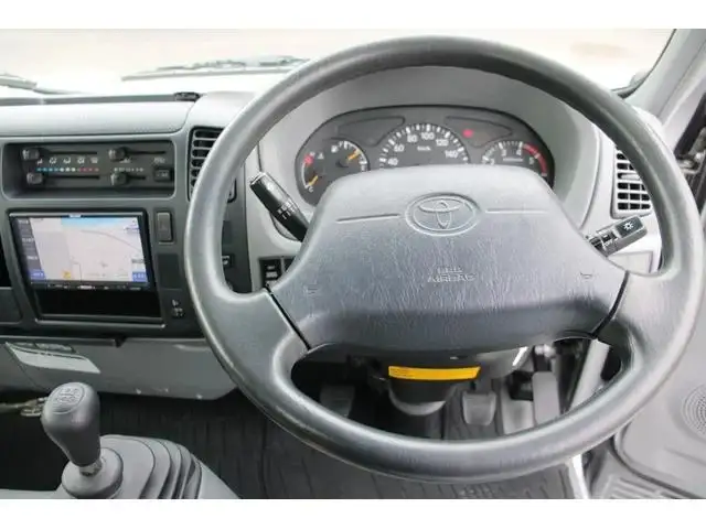 トヨタ ダイナ 小型 平ボディ  H28の中古トラック画像9