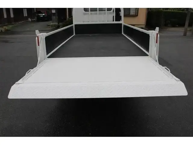 三菱 キャンター 小型 平ボディ Wキャブ パワーゲートの中古トラック画像7