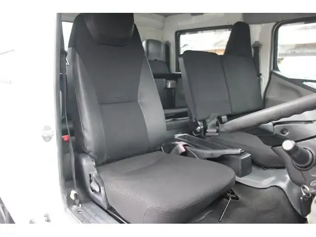 三菱 キャンター 小型 平ボディ Wキャブ パワーゲートの中古トラック画像9