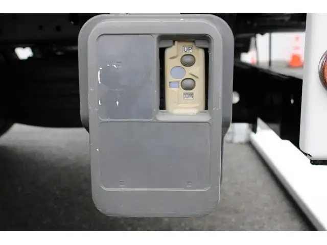 日野 デュトロ 小型 平ボディ パワーゲート の中古トラック画像16