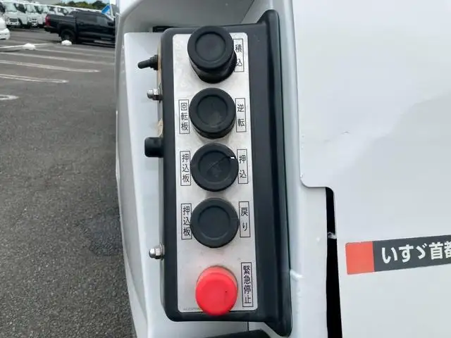 いすゞ エルフ 小型 パッカー車 巻き込み式 回転ダンプ式の中古トラック画像7