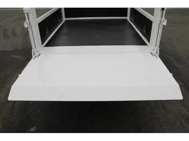 いすゞ エルフ 小型 平ボディ Wキャブ パワーゲートの中古トラック画像7