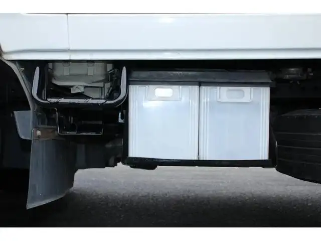 いすゞ エルフ 小型 平ボディ Wキャブ パワーゲートの中古トラック画像16