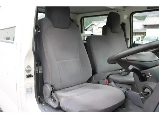 いすゞ エルフ 小型 平ボディ Wキャブ パワーゲートの中古トラック画像9