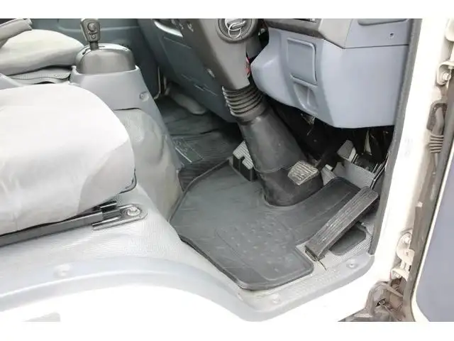 いすゞ エルフ 小型 平ボディ Wキャブ パワーゲートの中古トラック画像13