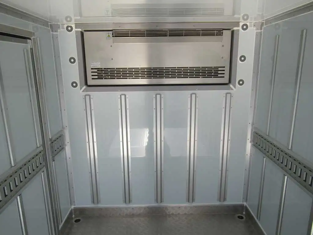 三菱 キャンター 小型 冷凍冷蔵 低温 床アルミの中古トラック画像7