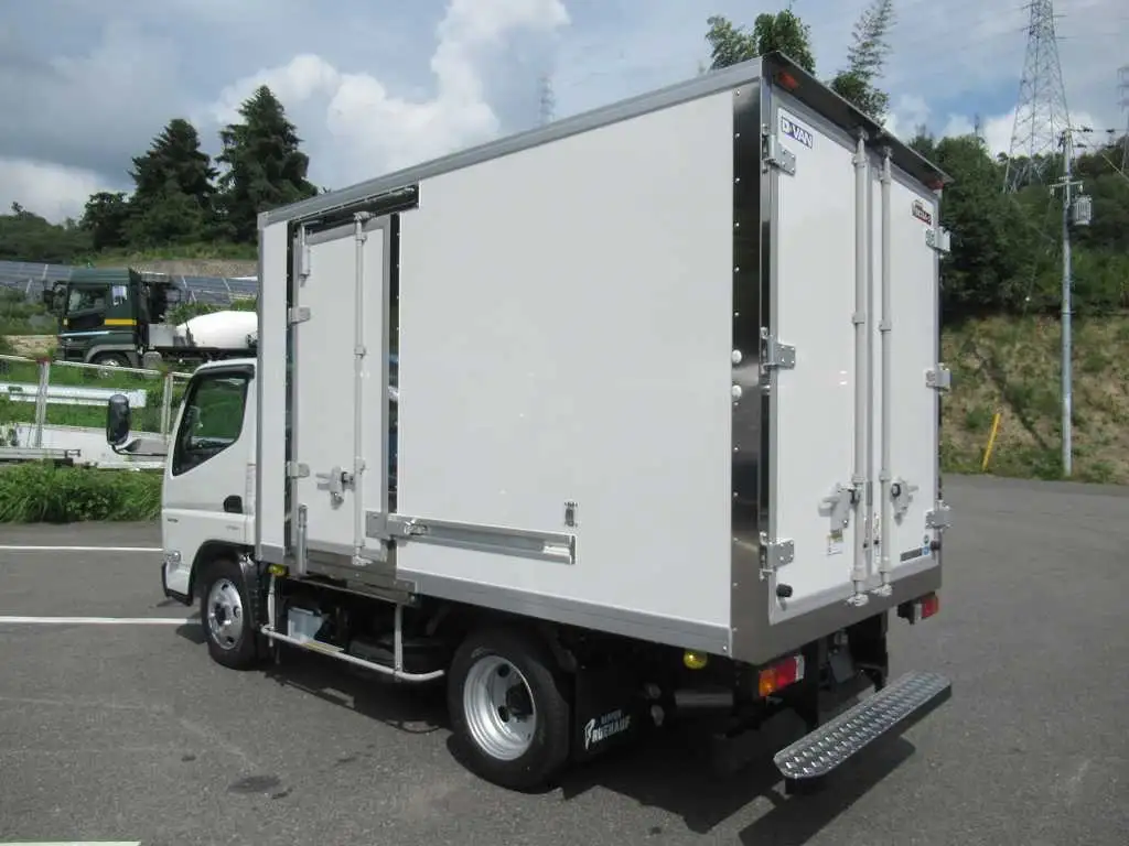 三菱 キャンター 小型 冷凍冷蔵 低温 床アルミの中古トラック画像5