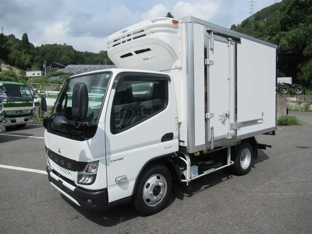三菱 キャンター 小型 冷凍冷蔵 低温 床アルミ の中古トラック【車両No.199677】