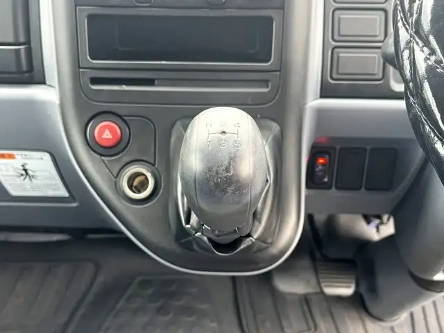 三菱 キャンター 小型 平ボディ Wキャブ パワーゲートの中古トラック画像14