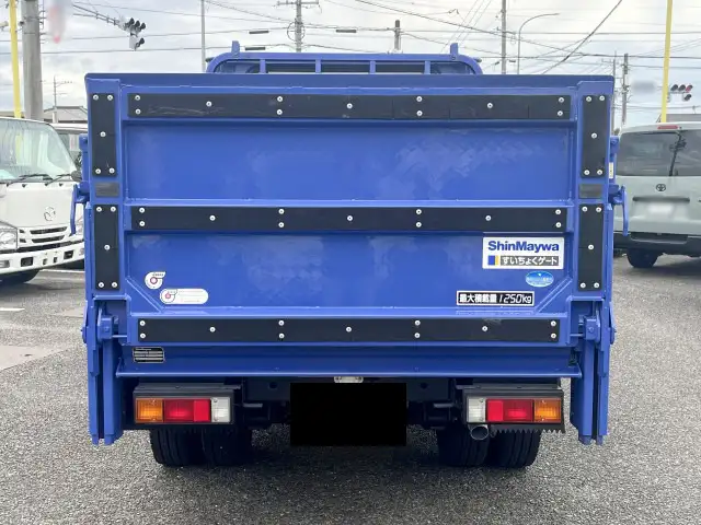 三菱 キャンター 小型 平ボディ Wキャブ パワーゲートの中古トラック画像4