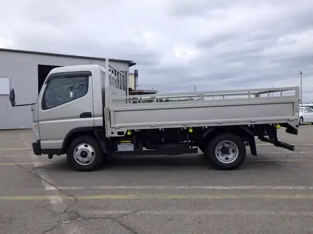 三菱 キャンター 小型 平ボディ 2PG-FEB50 R3の中古トラック画像4