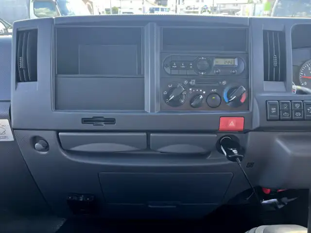 マツダ タイタン 小型 平ボディ TRG-LHR85A H28の中古トラック画像13