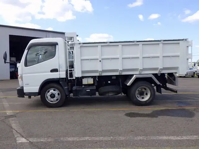 三菱 キャンター 小型 ダンプ 土砂禁 天蓋付きの中古トラック画像4