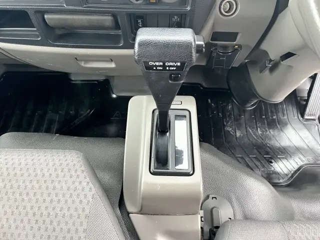 日産 アトラス 小型 平ボディ パワーゲート CBF-SQ2F24の中古トラック画像14