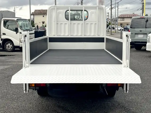 日産 アトラス 小型 平ボディ パワーゲート CBF-SQ2F24の中古トラック画像5