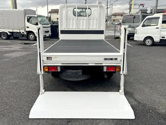 日産 アトラス 小型 平ボディ パワーゲート CBF-SQ2F24の中古トラック画像6