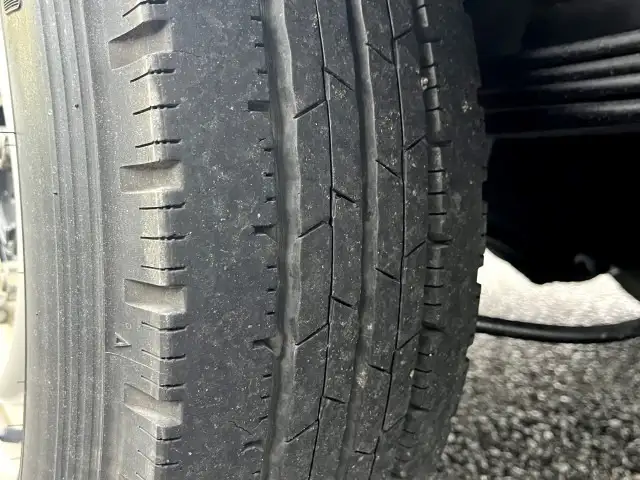 日産 アトラス 小型 平ボディ パワーゲート CBF-SQ2F24の中古トラック画像20