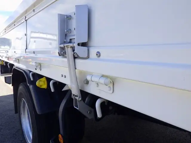 日野 レンジャー 中型/増トン 平ボディ ベッド 2KG-FD2ABAの中古トラック画像9