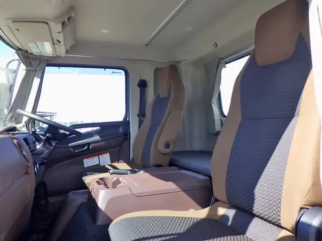 日野 レンジャー 中型/増トン 平ボディ ベッド 2KG-FD2ABAの中古トラック画像10