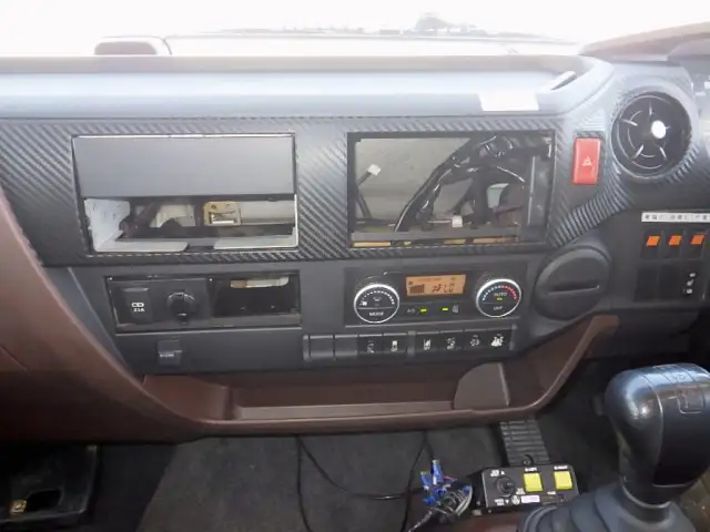 日野 レンジャー 中型/増トン アームロール ツインホイスト ベッドの中古トラック画像12