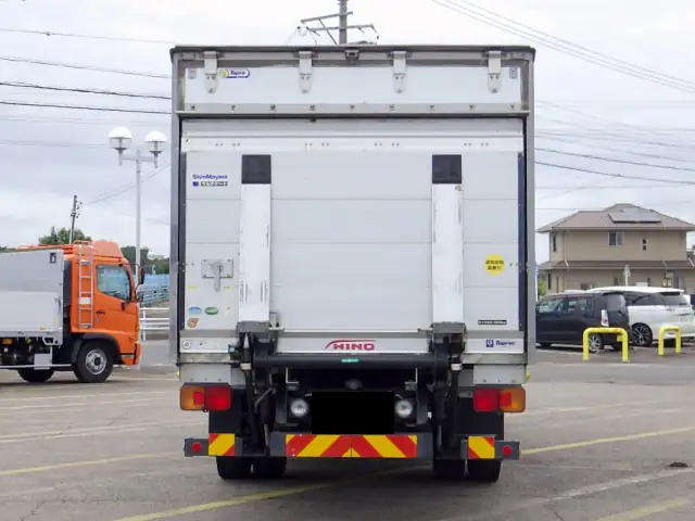 日野 レンジャー 中型/増トン アルミバン パワーゲート サイドドアの中古トラック画像4