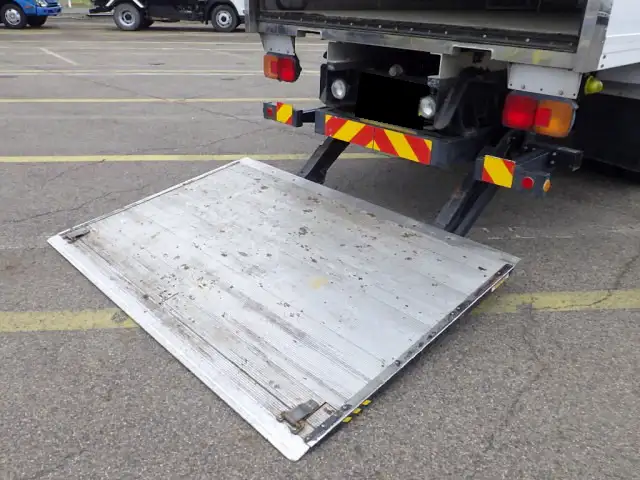 日野 レンジャー 中型/増トン アルミバン パワーゲート サイドドアの中古トラック画像8