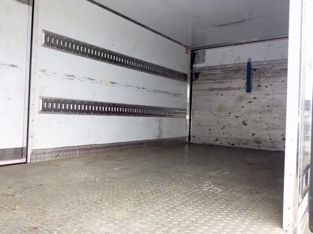 日野 レンジャー 中型/増トン アルミバン パワーゲート サイドドアの中古トラック画像7