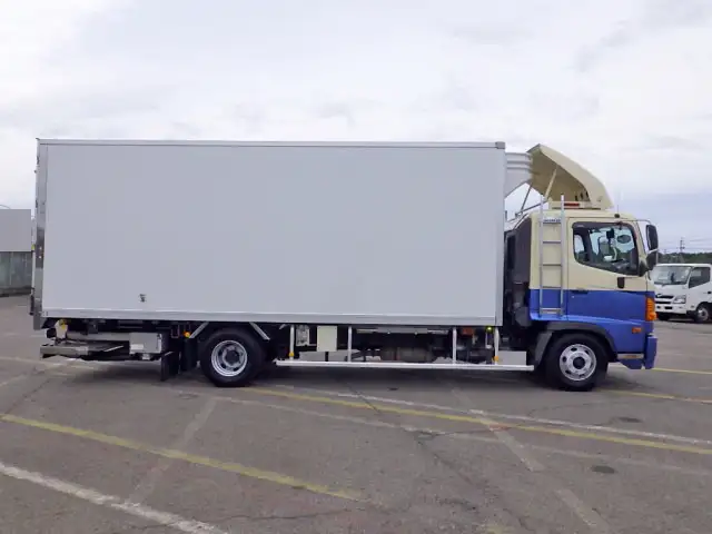 日野 レンジャー 中型/増トン 冷凍冷蔵 低温 パワーゲートの中古トラック画像2