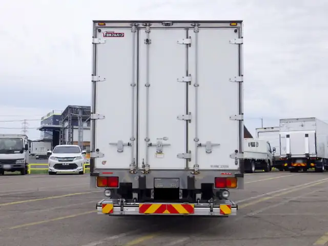 日野 レンジャー 中型/増トン 冷凍冷蔵 低温 パワーゲートの中古トラック画像3