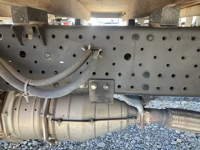 いすゞ エルフ 小型 平ボディ 床鉄板 BKG-NPR85ANの中古トラック画像像17