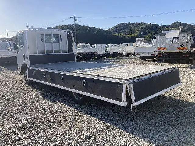 いすゞ エルフ 小型 平ボディ 床鉄板 BKG-NPR85ANの中古トラック画像10