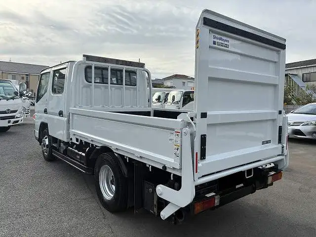 三菱 キャンター 小型 平ボディ Wキャブ パワーゲートの中古トラック画像5