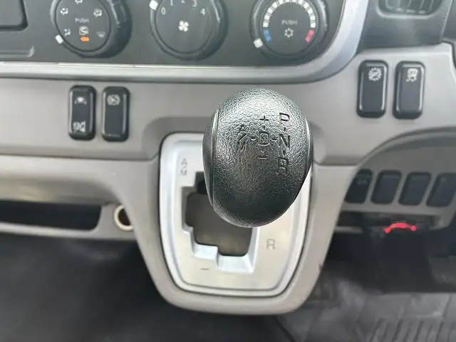 三菱 キャンター 小型 平ボディ Wキャブ パワーゲートの中古トラック画像14