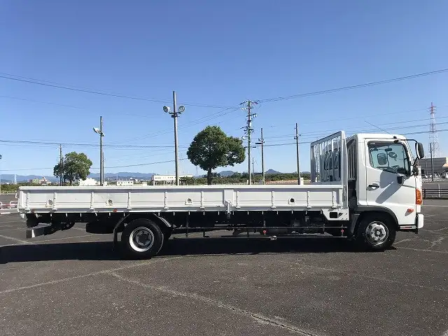 日野 レンジャー 中型/増トン 平ボディ TKG-FC9JKAP H25の中古トラック画像3