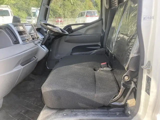 三菱 キャンター 小型 平ボディ 2RG-FBA20 R2の中古トラック画像11