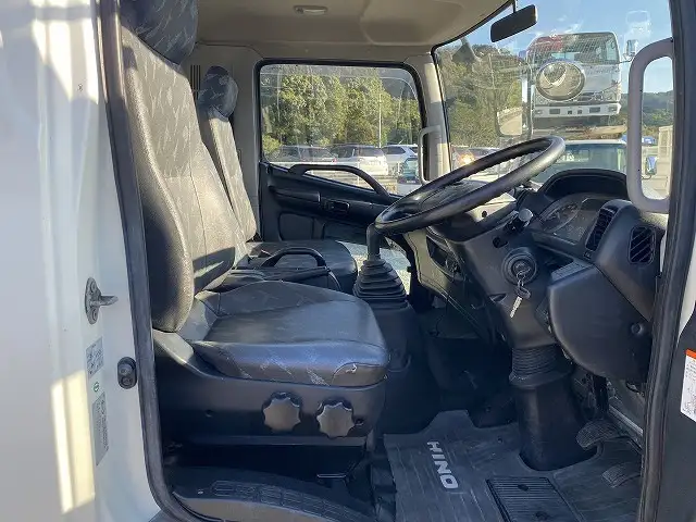 日野 レンジャー 中型/増トン 平ボディ TKG-FC9JKAP H24の中古トラック画像11