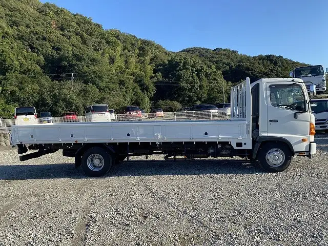 日野 レンジャー 中型/増トン 平ボディ TKG-FC9JKAP H24の中古トラック画像4