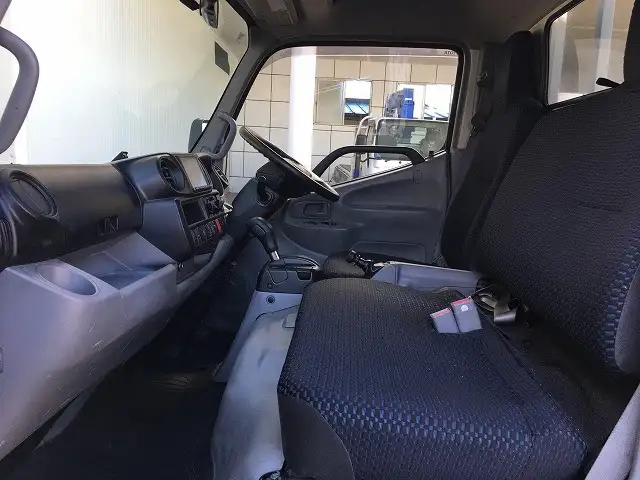 トヨタ ダイナ 小型 平ボディ 2RG-XZC655 R2の中古トラック画像11