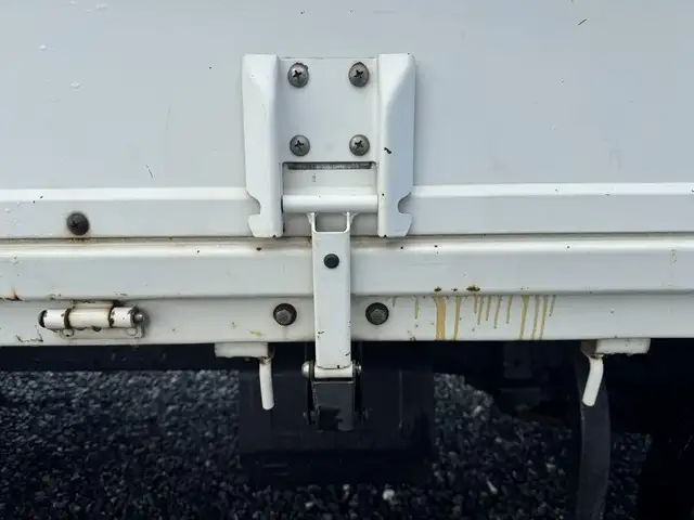 いすゞ エルフ 小型 平ボディ KK-NPR75LYR H12の中古トラック画像10