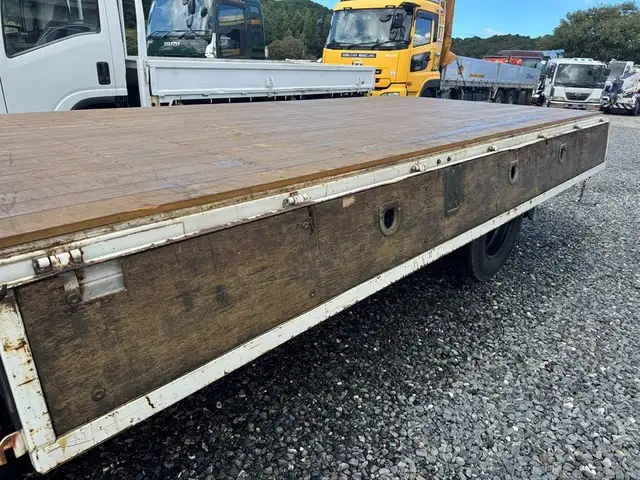 いすゞ エルフ 小型 平ボディ KK-NPR75LYR H12の中古トラック画像9