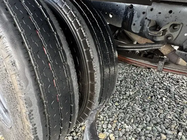 いすゞ エルフ 小型 平ボディ KK-NPR75LYR H12の中古トラック画像20