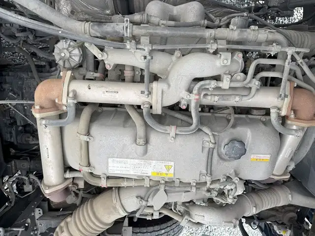 いすゞ ギガ 大型 ウイング エアサス ベッドの中古トラック画像19