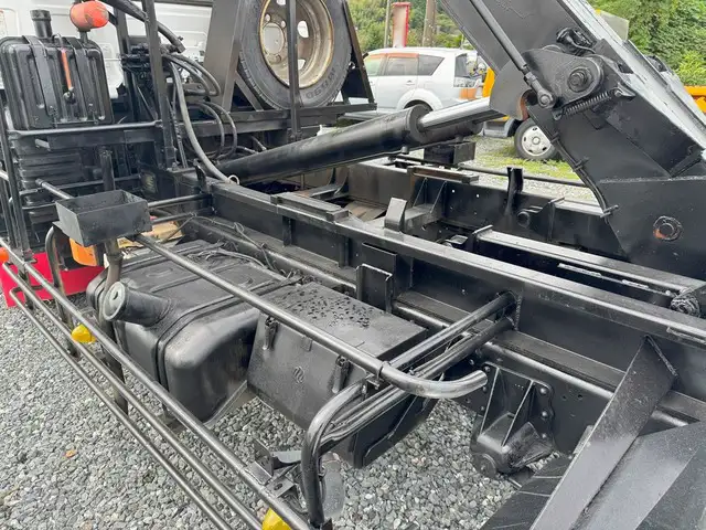 日産UD コンドル 中型/増トン アームロール ツインホイスト ベッドの中古トラック画像16