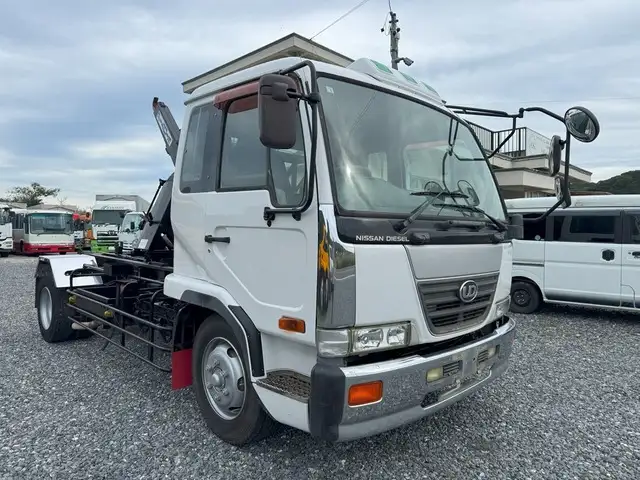 日産UD コンドル 中型/増トン アームロール ツインホイスト ベッドの中古トラック画像3