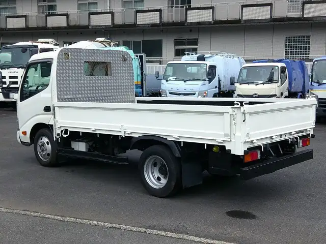 日野 デュトロ 小型 平ボディ 2RG-XZU645M R4の中古トラック画像6