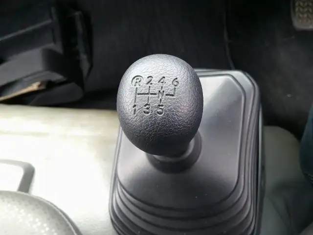 日野 デュトロ 小型 平ボディ 2RG-XZU645M R4の中古トラック画像13