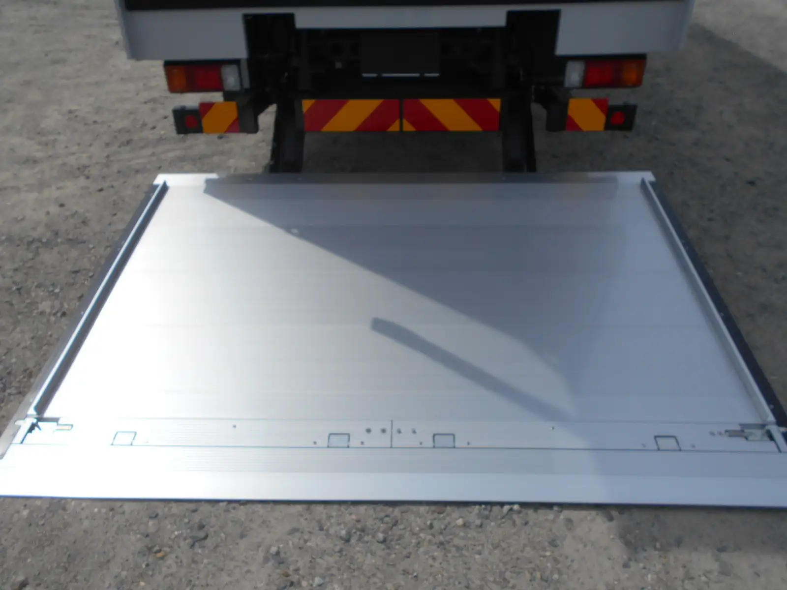 日野 デュトロ 小型 ウイング パワーゲート 2KG-XZU722Mの中古トラック画像6