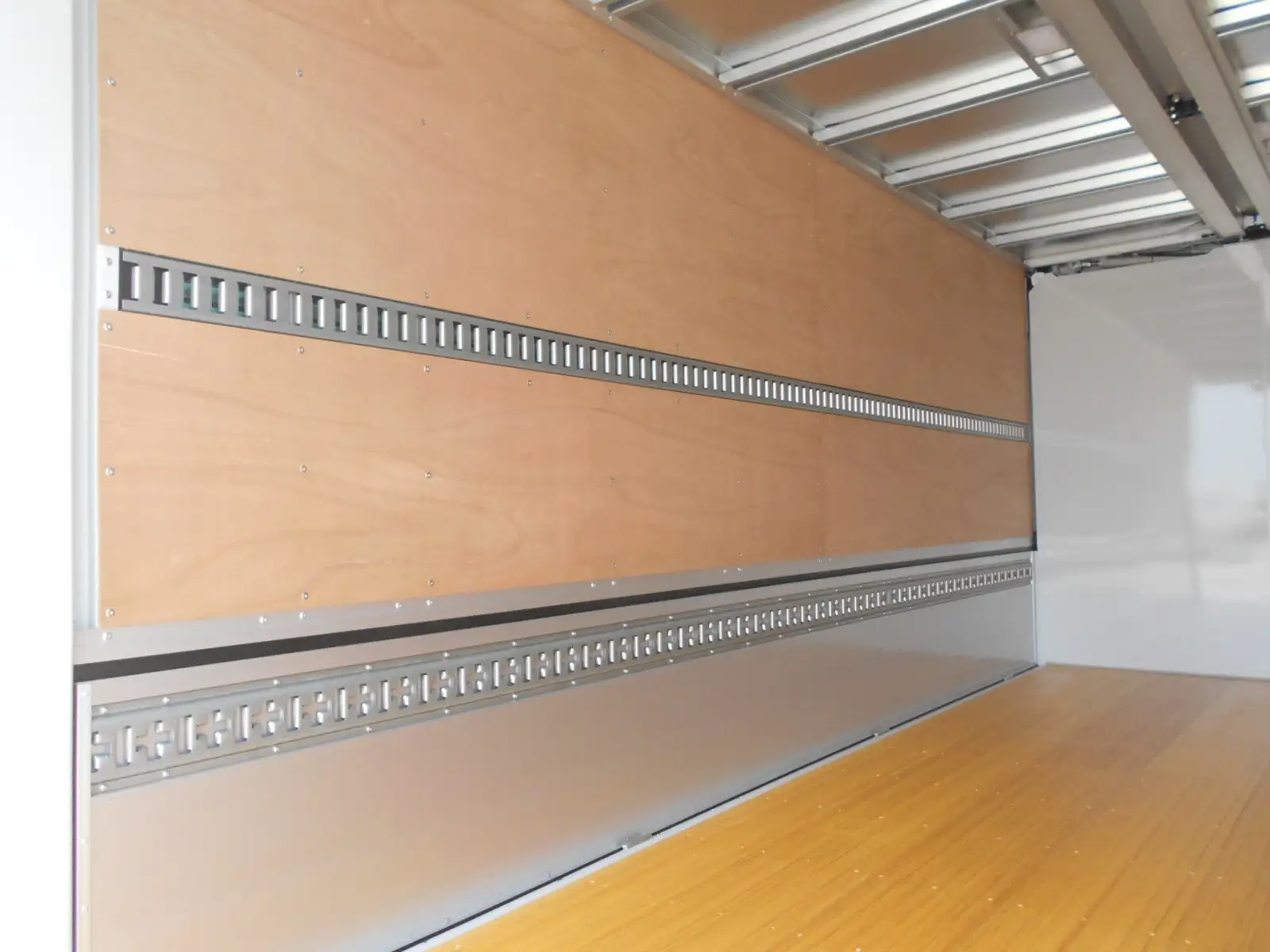 日野 デュトロ 小型 ウイング パワーゲート 2KG-XZU722Mの中古トラック画像8