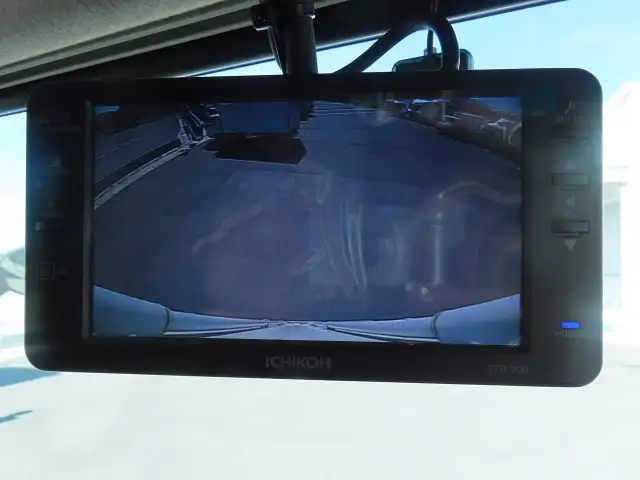 三菱 スーパーグレート 大型 ウイング 床鉄板 エアサスの中古トラック画像14